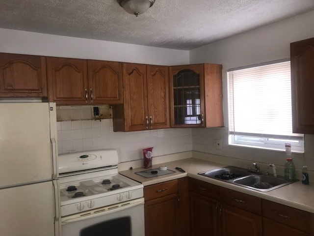 Photo - Awesome Eastpointe Ranch with finished basement