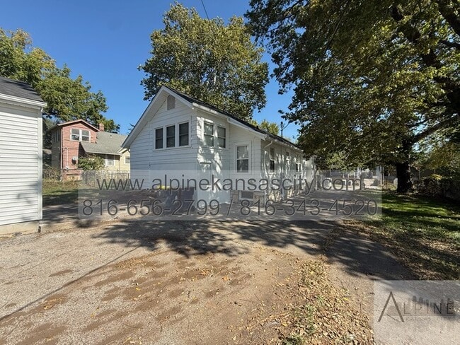 Photo - Updated South KC Home, 3 Car Detached with...