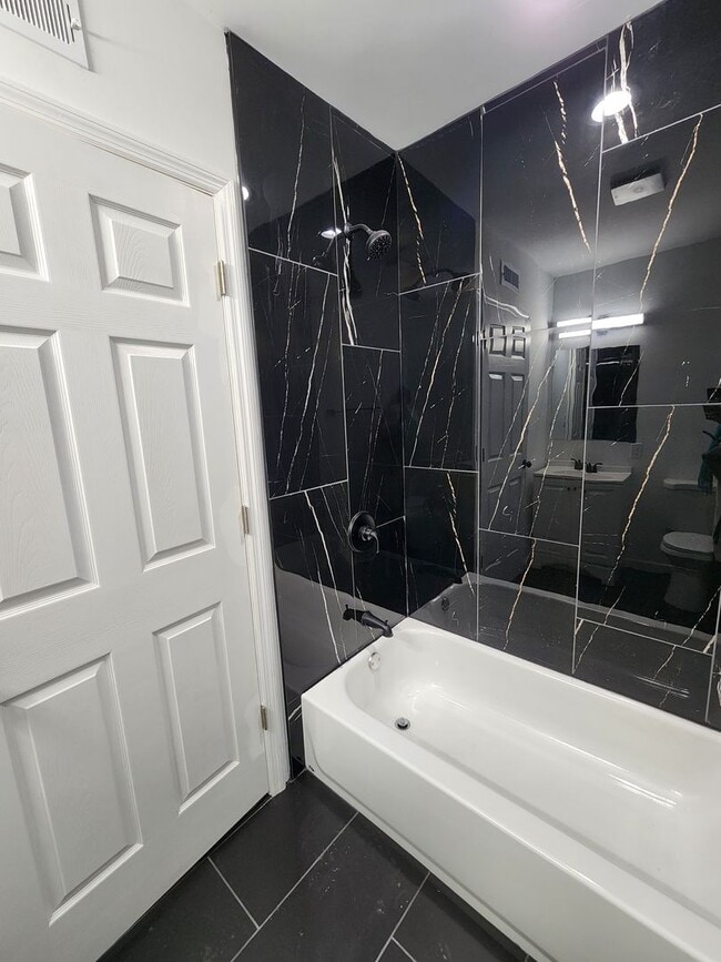 Photo - 5012 W Stiles St Unit 2nd Floor