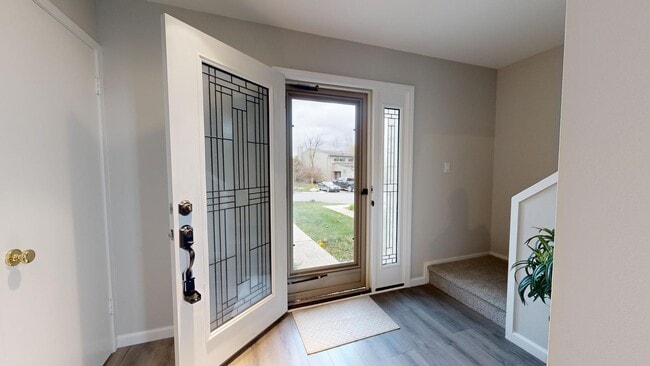 Building Photo - 773 Peninsula Ct