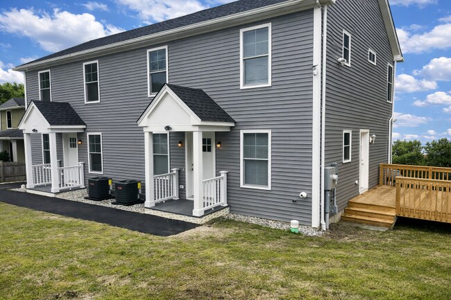 Photo - 22 Infield St