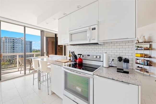 Photo - 20185 E Country Club Dr Unit 904