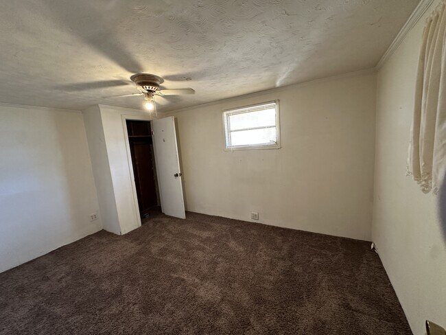 Photo - 7992 Reynolda Rd