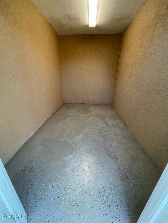 Photo - 621 Joel Blvd Unit 102