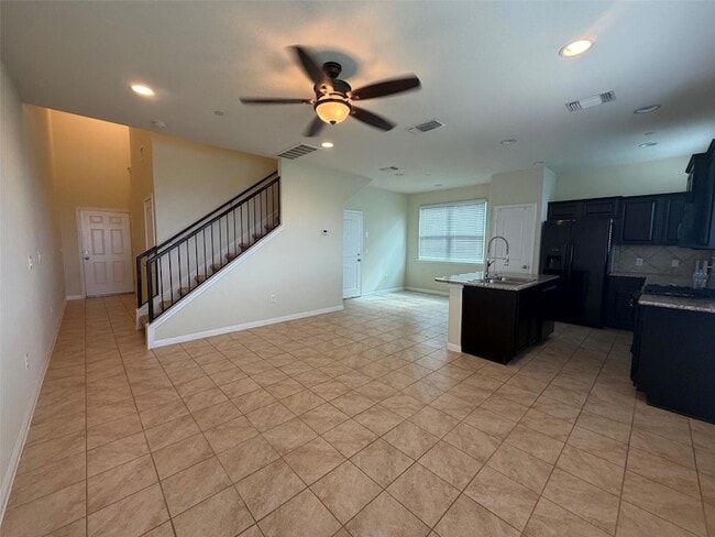 Photo - 1001 Zodiac Ln