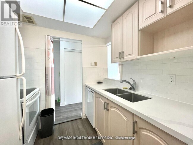 Photo - 5 Greystone Walk Dr Unit 206