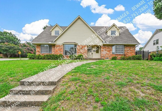 Building Photo - 13346 Purple Sage Rd