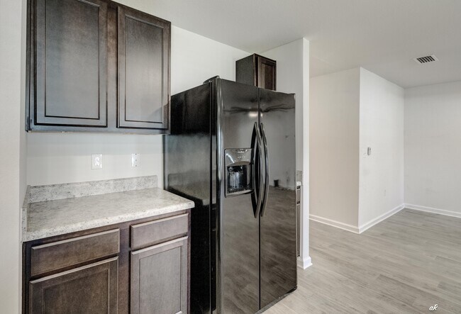 Photo - 112 Red Bay Rd