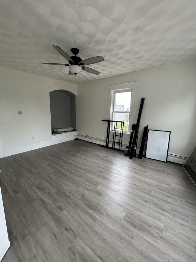 Living Room - 109 Ferry St Unit Third Fl