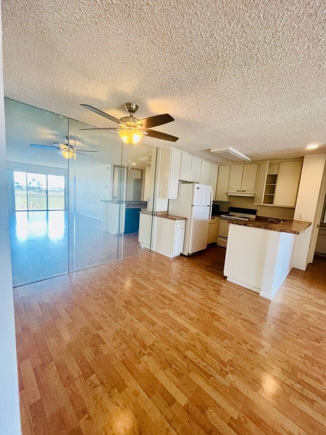 Photo - 1775 Diamond St Unidad 119