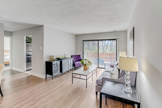 Photo - Echelon Glen