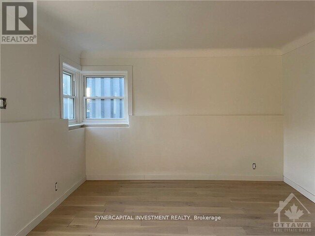 Photo - 125 Putman Ave