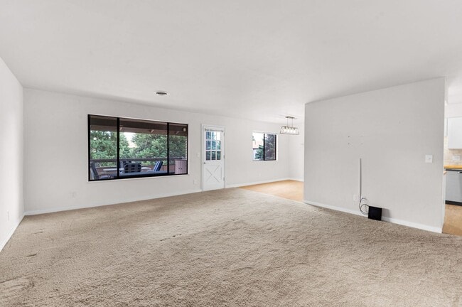 Photo - 6550 Delmonico Dr