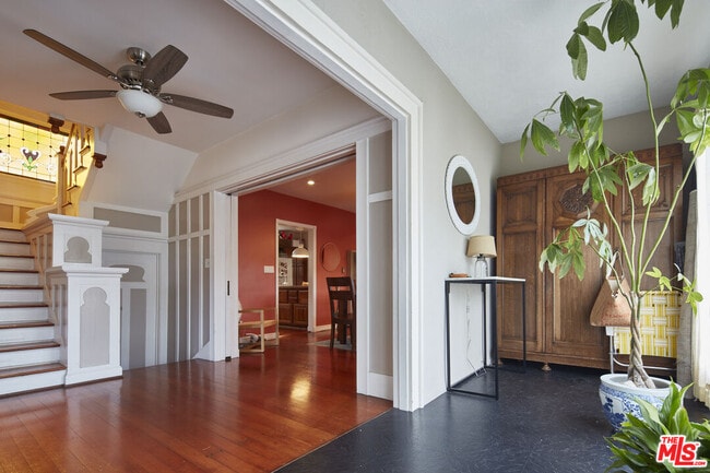 Photo - 453 Rialto Ave