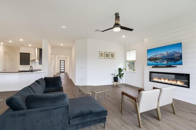 Photo - 2133 Rushing Ranch Path