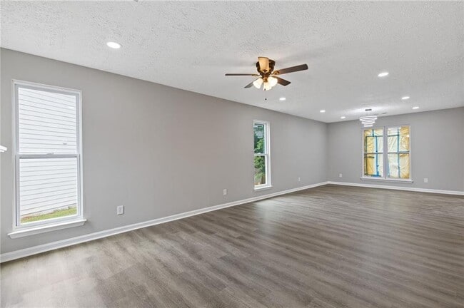 Photo - 1111 Pin Oak Dr