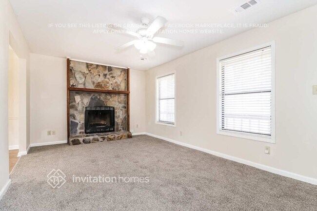 3667 Waverly Oaks Way