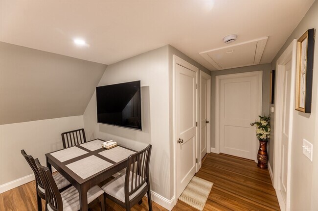 Photo - 32 Farmington St