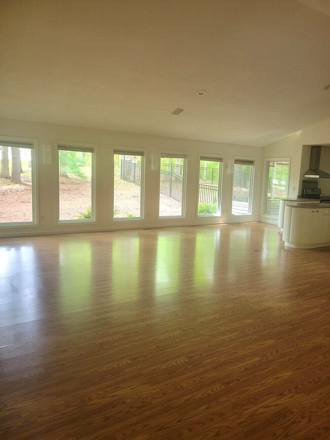 Photo - 11 Milnor Cir