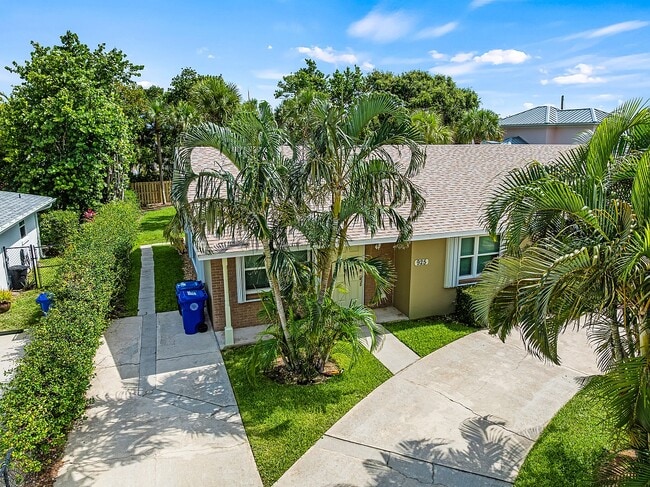 Photo - 925 Turtle Cove Ln House