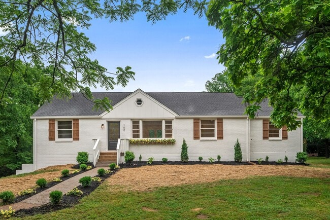 Building Photo - Beautifully Updated 4BR 2BA Home in Madiso...