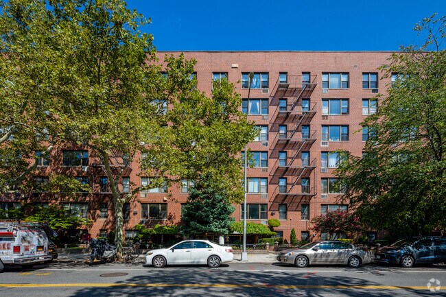 Photo - 415 Beverly Rd