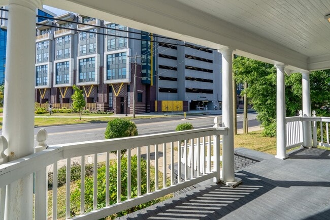 Photo - 1710 S Tryon St