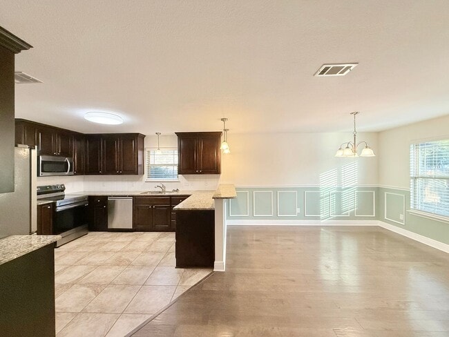 Photo - 3-Bedroom Pool Home - Half-Acre Lot