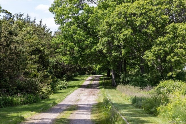 Photo - 2840 Stars Rd
