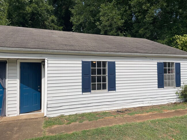 Photo - 68 Cedar Hill Cir