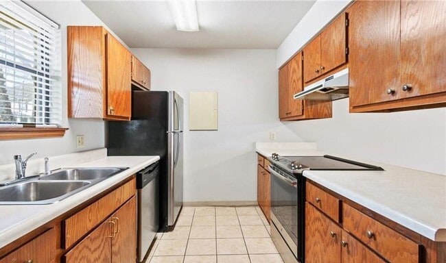 Photo - 250 N Madison St