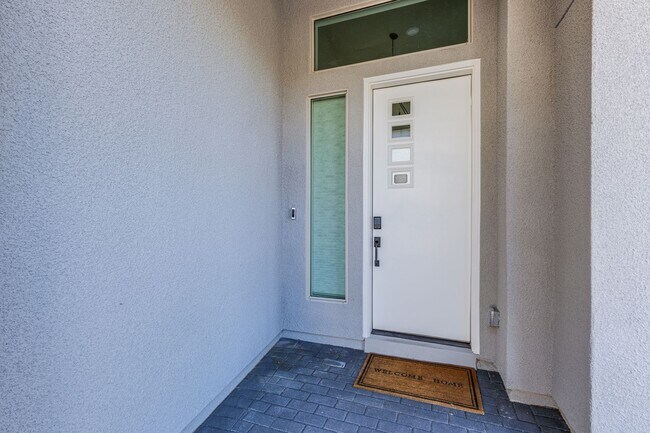 Photo - FULLY FURNISHED, single story home situated on a premium oversized lot in a desirable Las Vegas c...