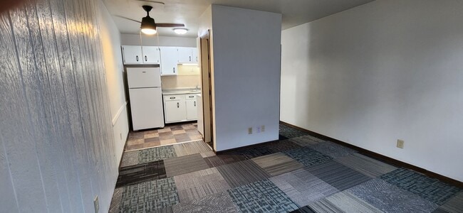 Photo - 625 9th St N