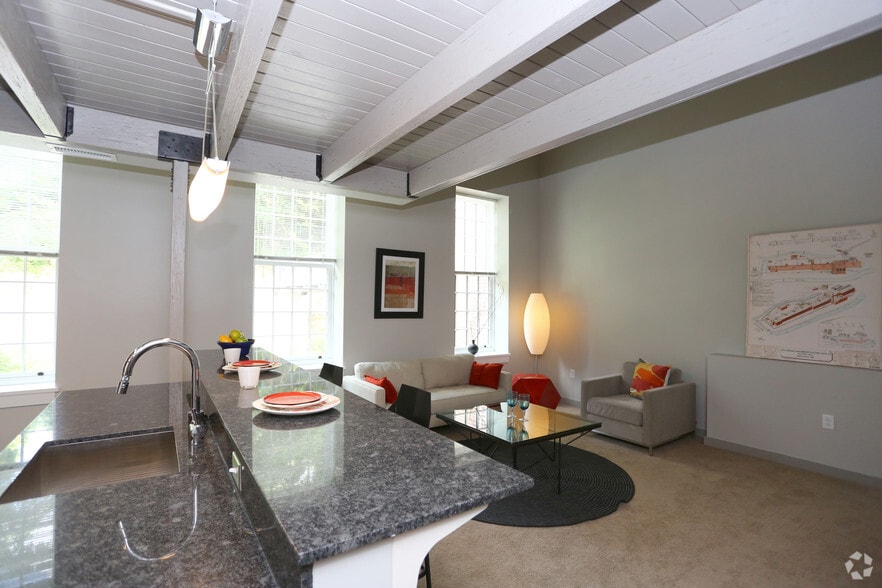 Studio Loft Carpet