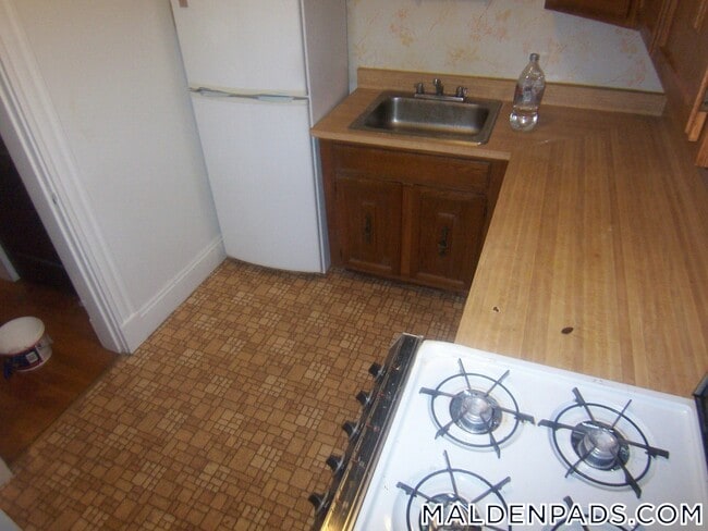 Building Photo - 17-19-19 Washington St S