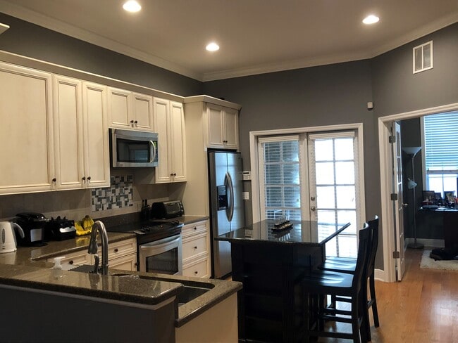 Photo - 4817 SW 91st Dr