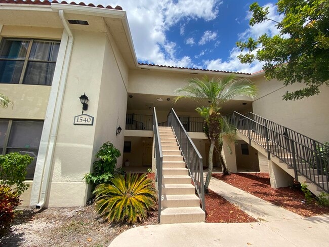 Building Photo - 1540 Windorah Way Unit F