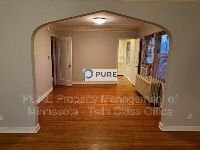 Photo - 4731 Chicago Ave