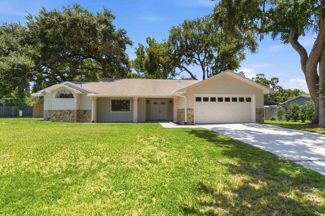 Building Photo - Newly Renovated 3-Bedroom Home in Emerald Lake Colony – Move-In Special!