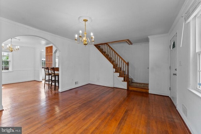 Photo - 633 Walker Ave