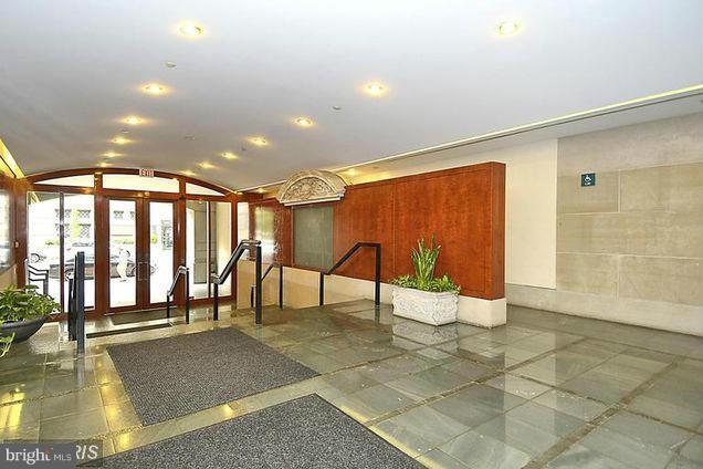 Building Photo - 2311 M St NW Unit 704 Rental