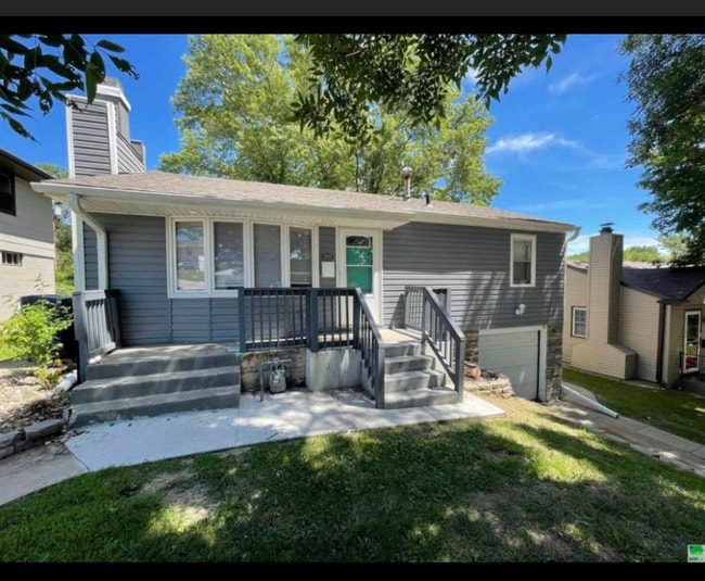 Photo - 3012 S Cornelia St House
