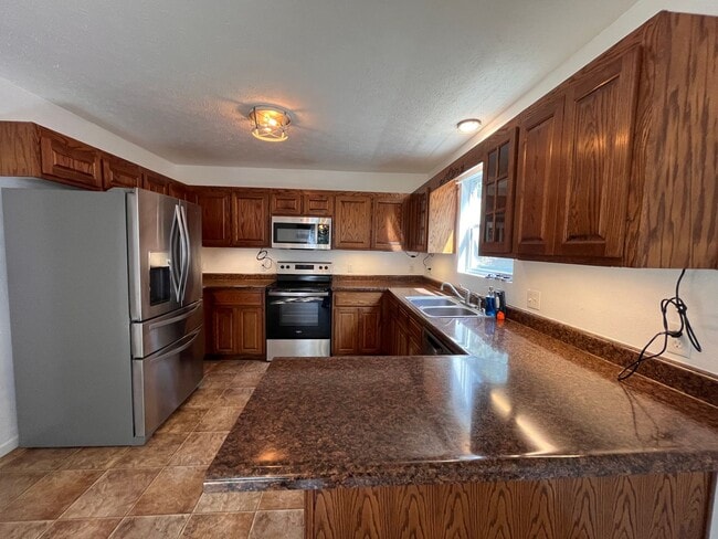 Photo - LARGE 4/3 with so much to offer! Waynesville School District