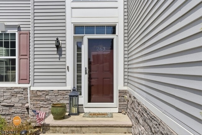 Photo - 263 Winding Hill Dr