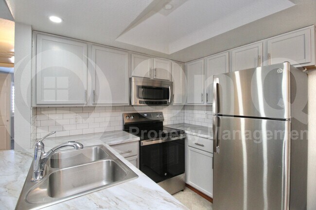 Photo - 1720 E Thunderbird Rd