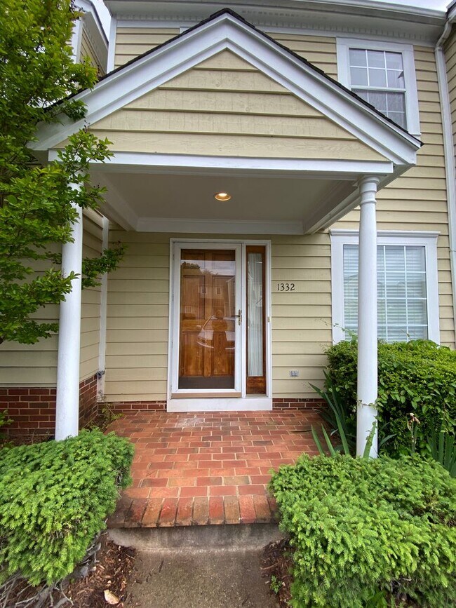 2-Bedroom in River Run - 2-Bedroom in River Run Townhome