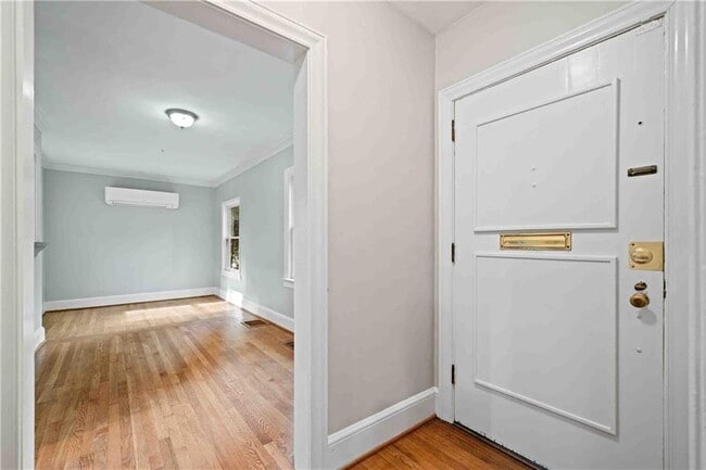 Photo - 1850 Ardmore Rd NW