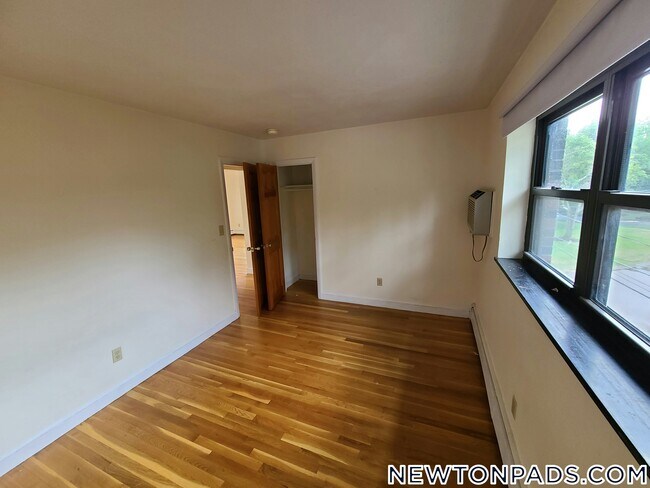 Photo - 266 Grove St Unit 8