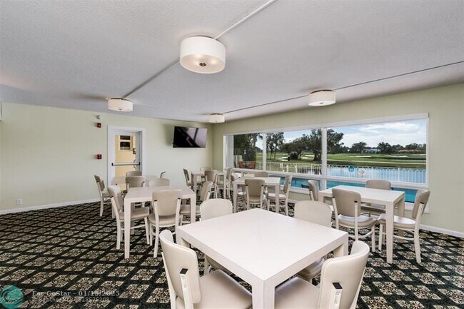 Photo - 2500 NE 48th Ln Unit 609