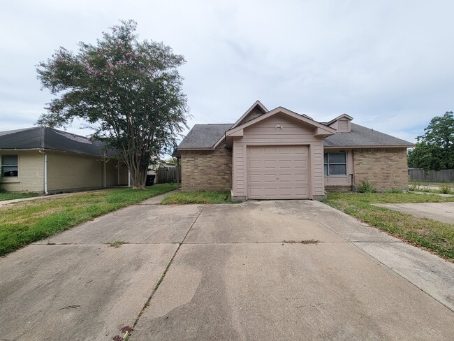 Building Photo - 17423 Ranch Country Rd